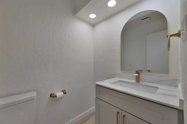 $2,350 | 2821 Capella Circle, Garland, TX 75044