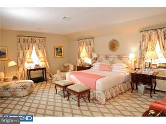 1221 Ridgewood Road Bryn Mawr, PA 19010 - Photo 9 of 12