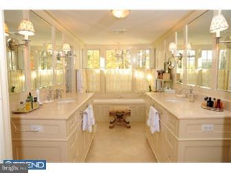 1221 Ridgewood Road Bryn Mawr, PA 19010 - Photo 10 of 12