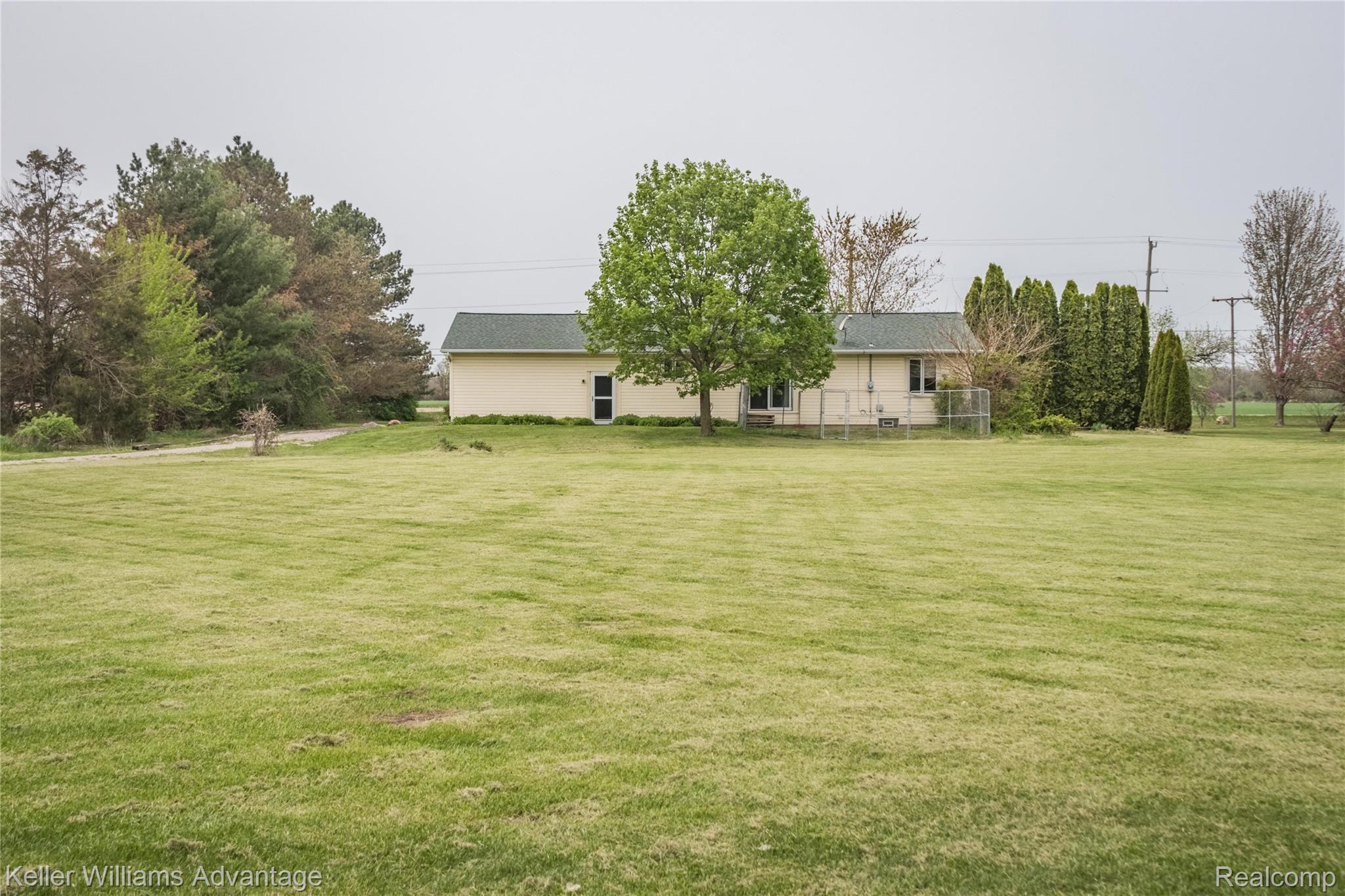 1254 Baldwin Road Monroe, MI 48162 - Photo 2 of 59 Baldwin_1254_xterior_4.jpg