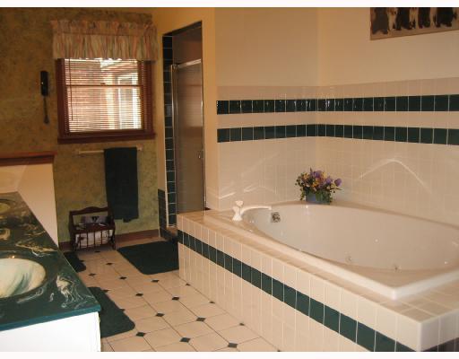 3881 Windover Road Murrysville, PA 15668 - Photo 8 of 8 Master Bath/Spa. DESIGNER BATH WITH JET TUB