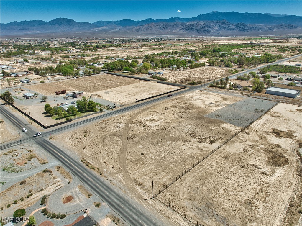 2121 East Manse Road Pahrump, NV 89048 - Photo 14 of 18 View of rural area with mountains