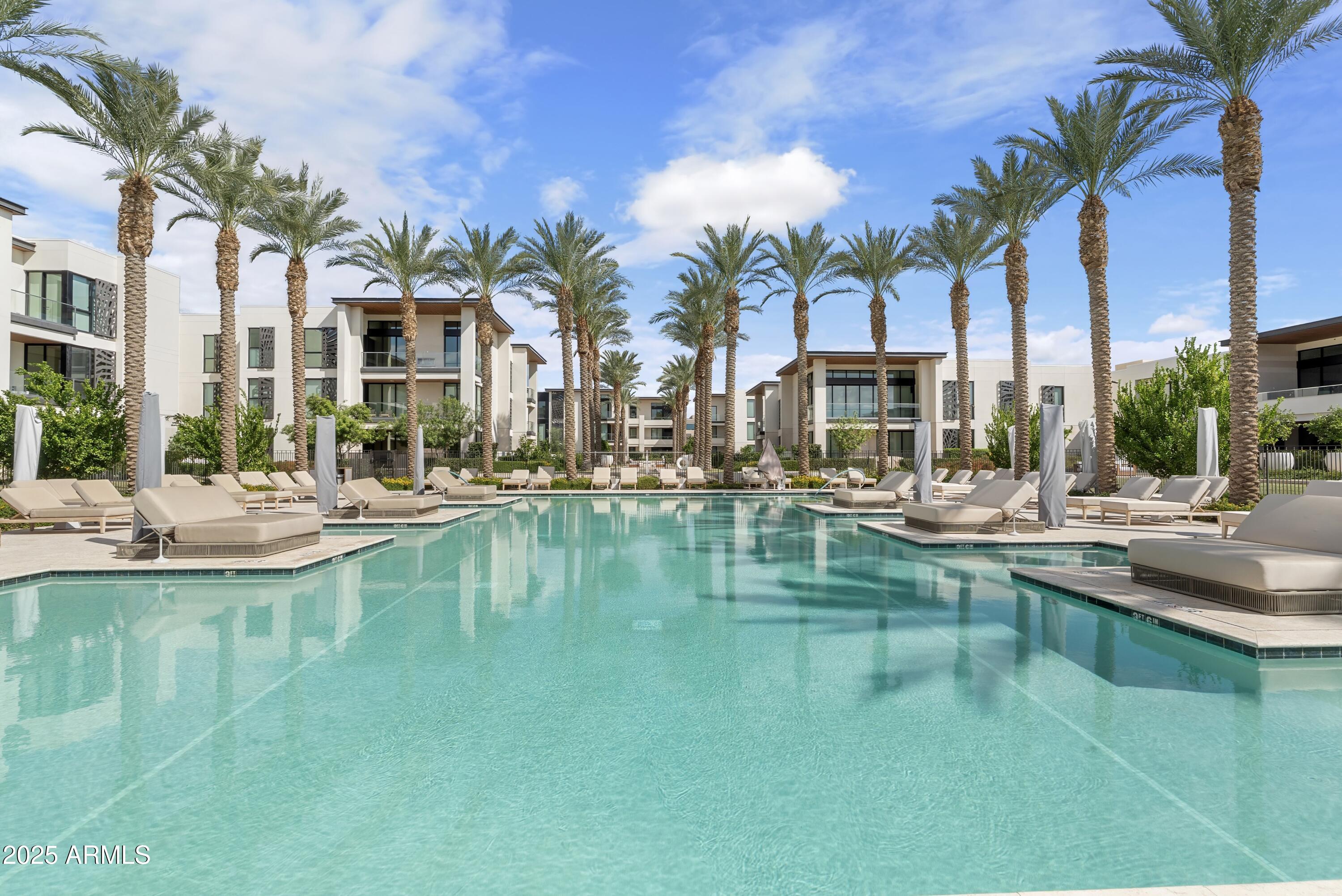 6587 North Palmeraie Boulevard, Unit 2041 Paradise Valley, AZ 85253 - Photo 11 of 74 011_Community Amenities