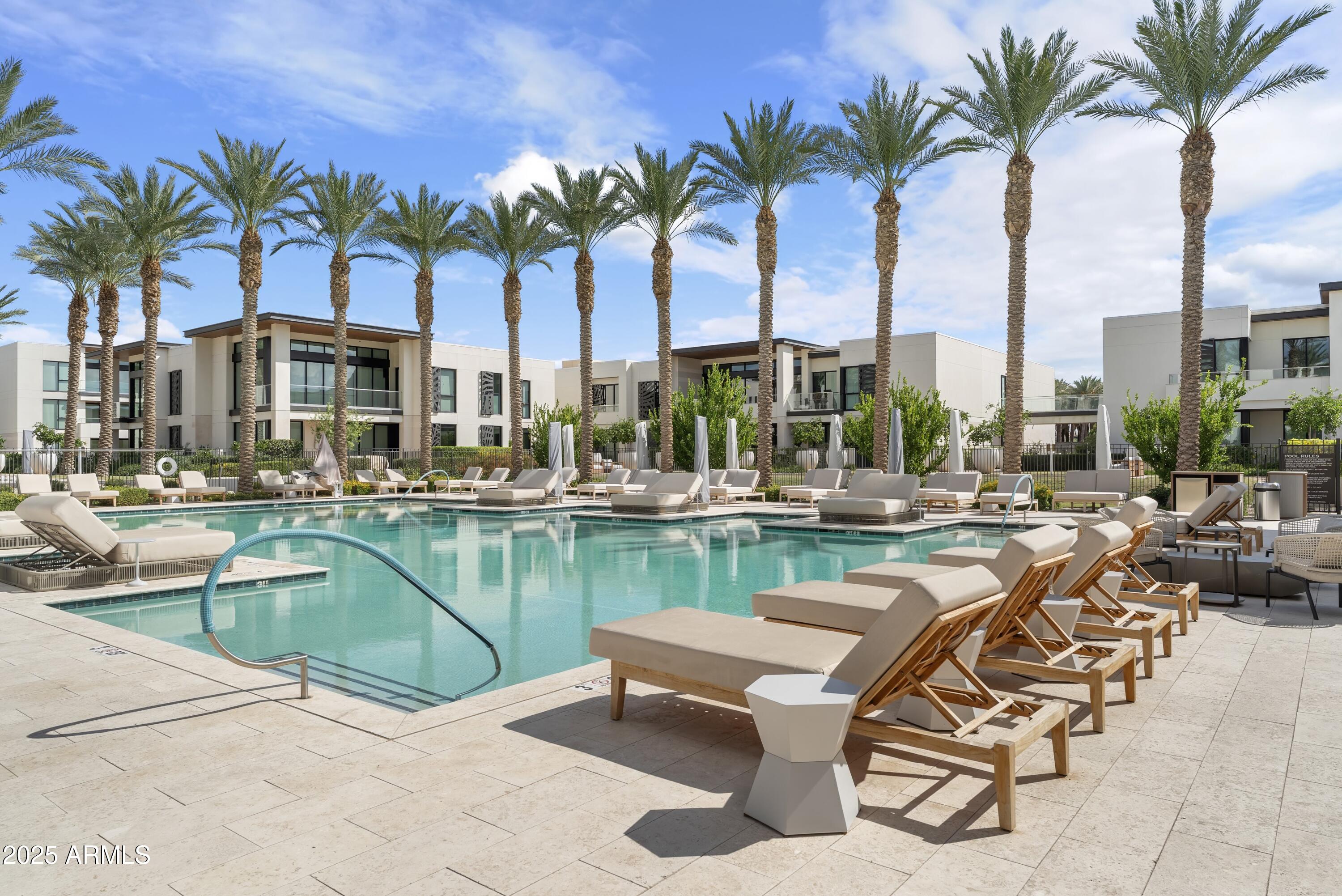 6587 North Palmeraie Boulevard, Unit 2041 Paradise Valley, AZ 85253 - Photo 12 of 74 012_Community Amenities