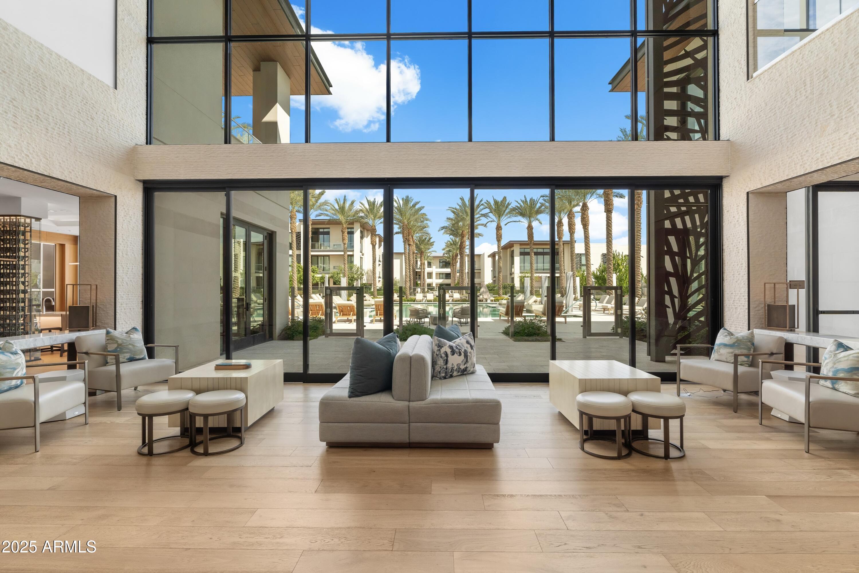 6587 North Palmeraie Boulevard, Unit 2041 Paradise Valley, AZ 85253 - Photo 5 of 74 005_Community Amenities