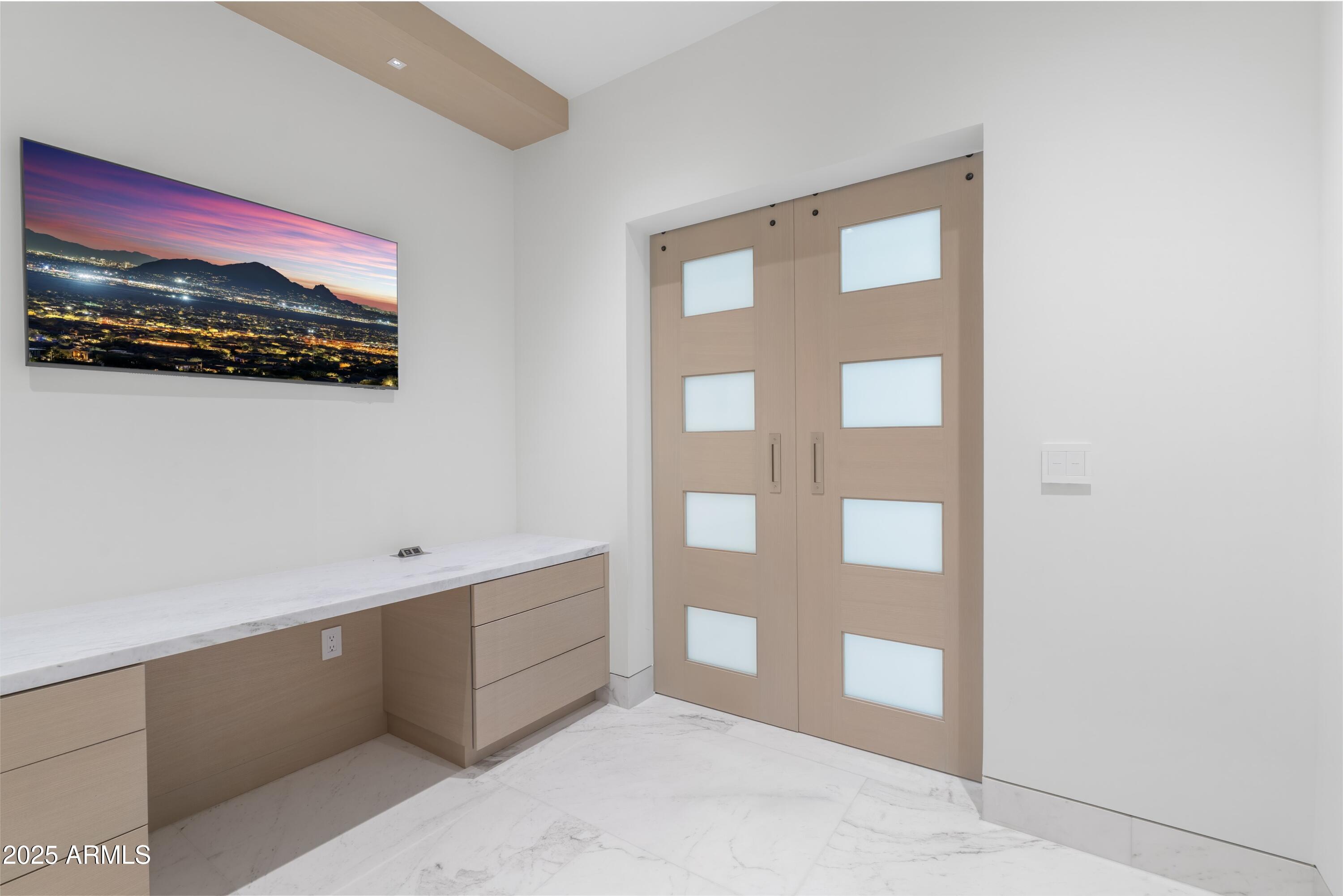 6587 North Palmeraie Boulevard, Unit 2041 Paradise Valley, AZ 85253 - Photo 67 of 74 067_Office