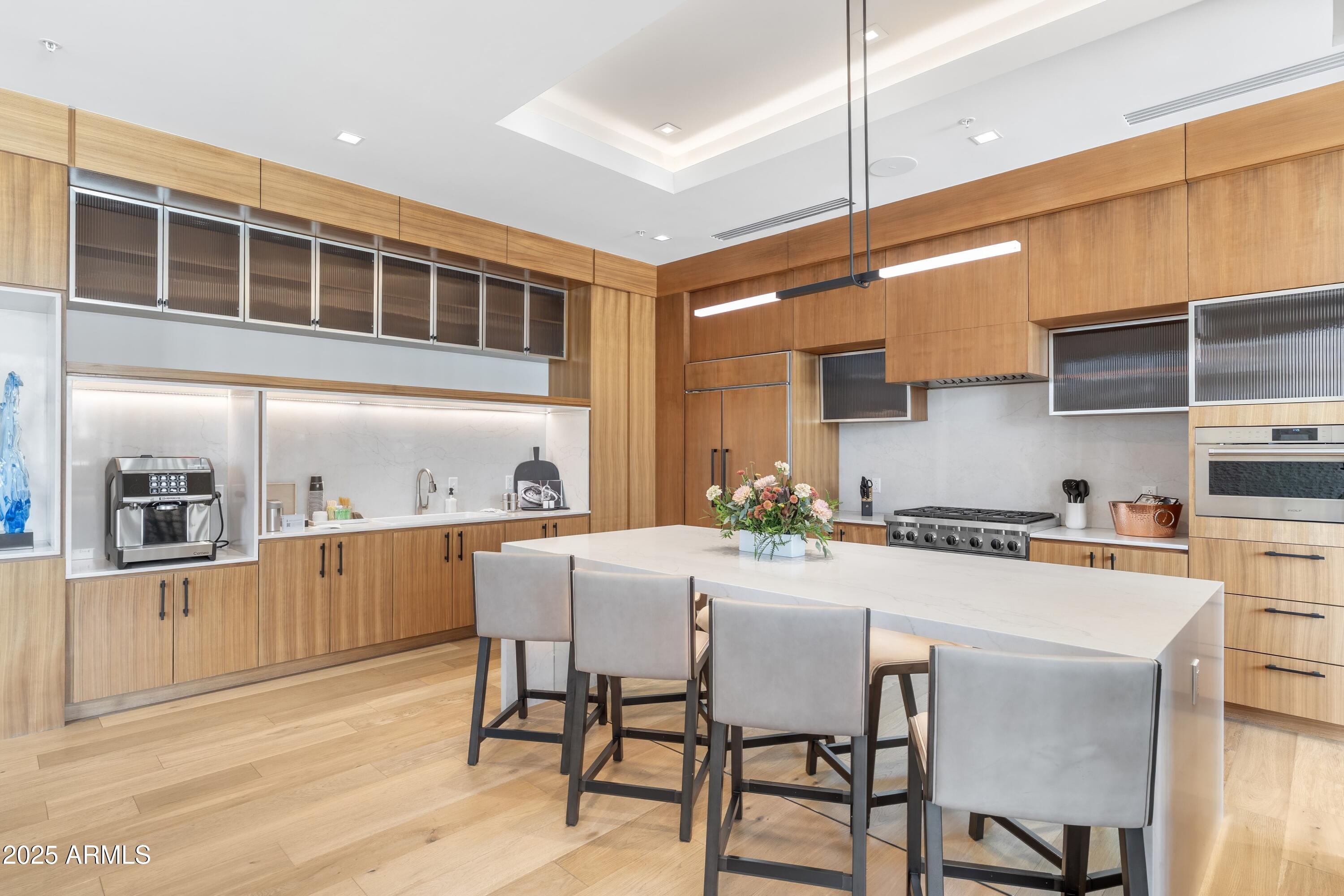 6587 North Palmeraie Boulevard, Unit 2041 Paradise Valley, AZ 85253 - Photo 8 of 74 008_Community Amenities