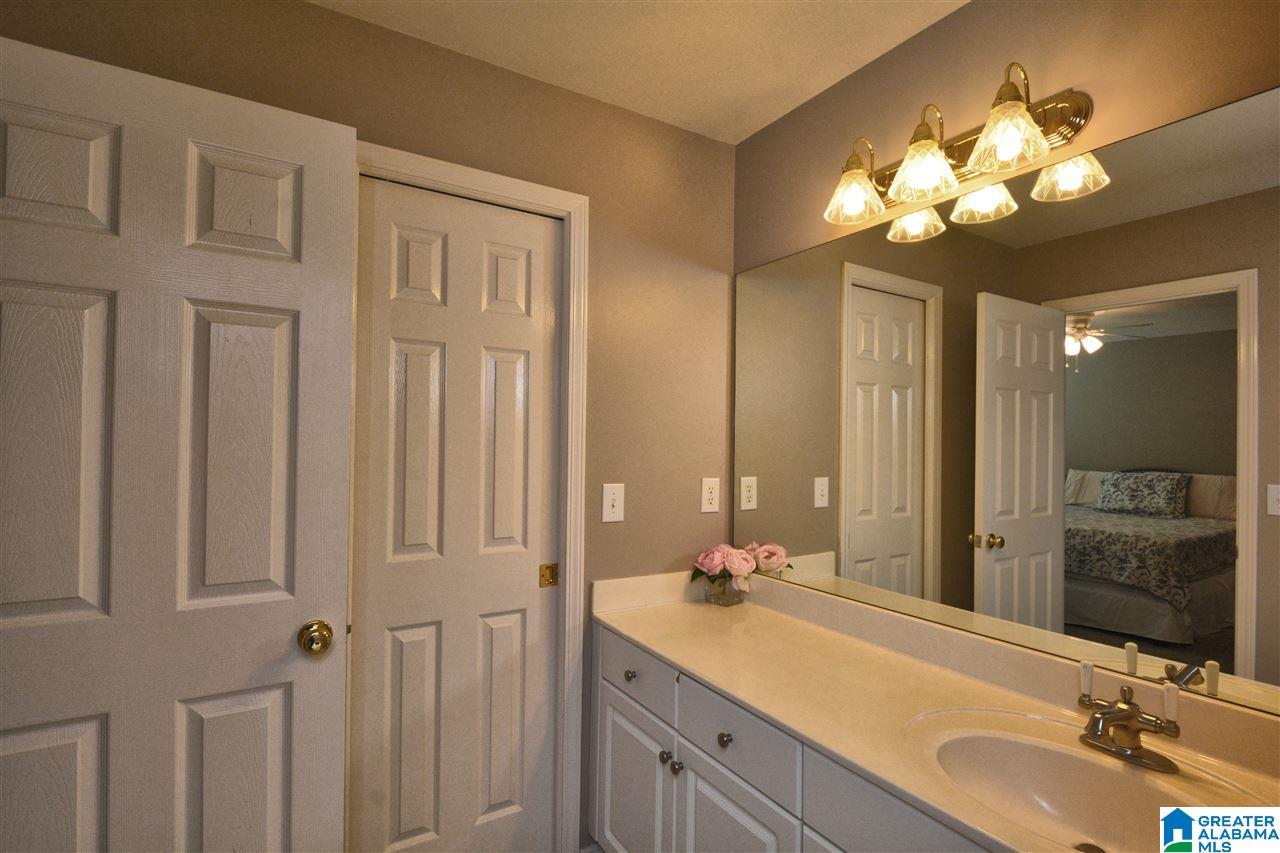 4037 Milner Way Hoover, AL 35242 - Photo 24 of 48