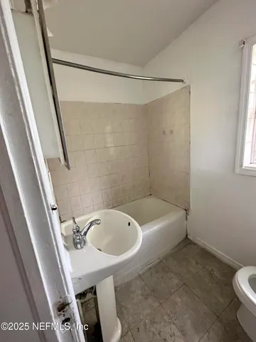 $1,250 | 5174 Admiral Drive, Jacksonville, FL 32244