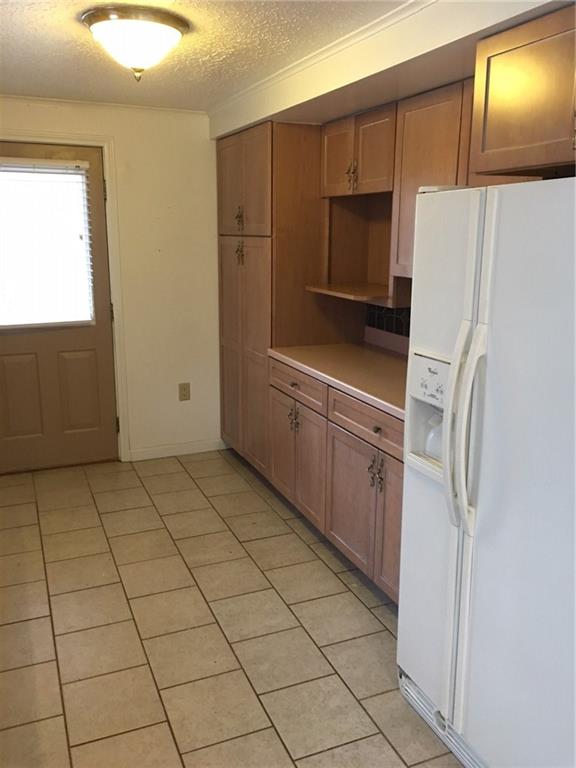 304 Sawmill Run Road Butler, PA 16001 - Photo 5 of 24 Kitchen