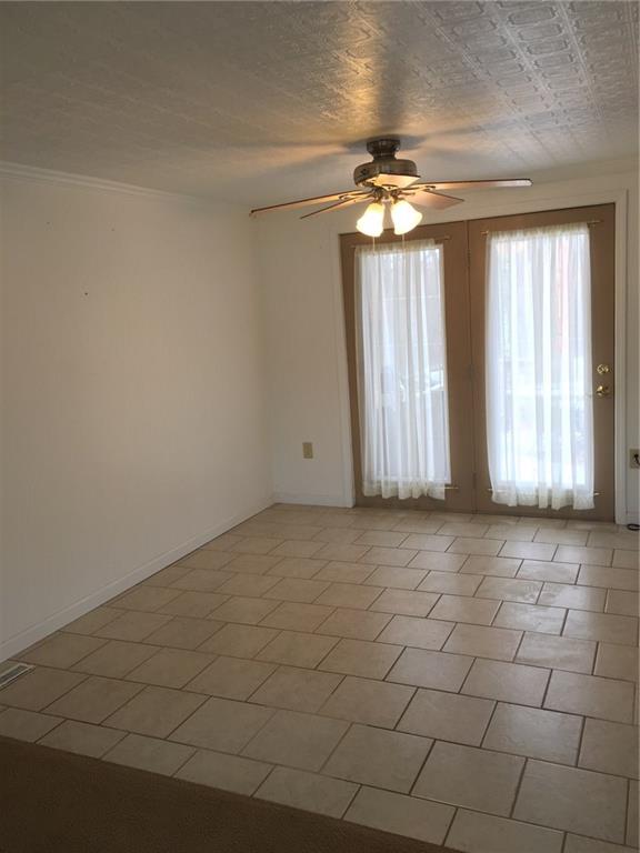 304 Sawmill Run Road Butler, PA 16001 - Photo 9 of 24 Dining Room