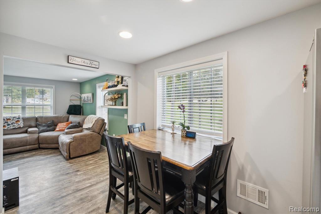 6149 Waldon Road Clarkston, MI 48346 - Photo 10 of 33