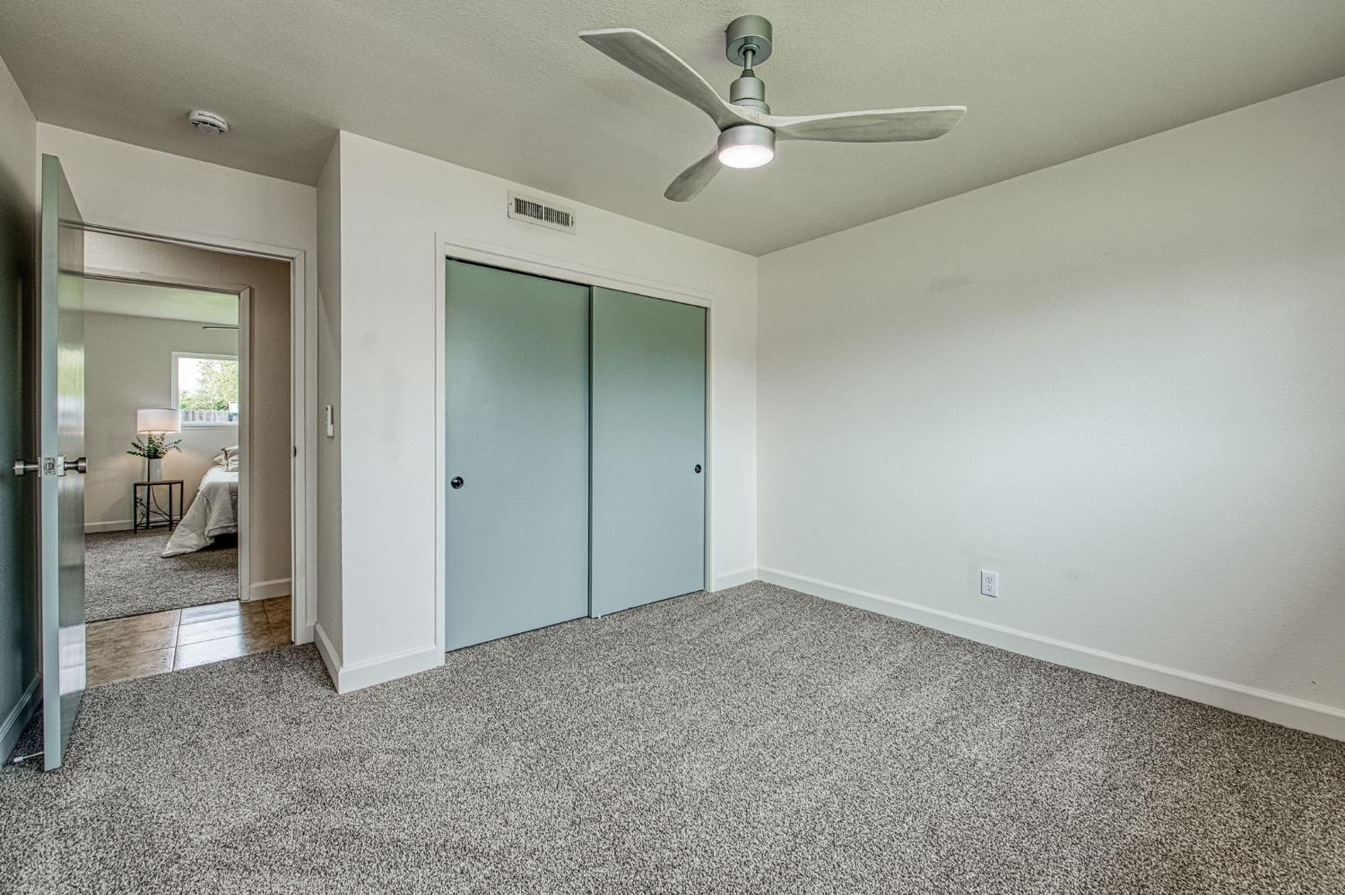 500 North Granada Drive Madera, CA 93637 - Photo 15 of 24