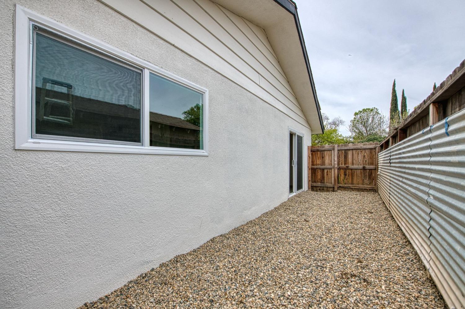 500 North Granada Drive Madera, CA 93637 - Photo 18 of 24