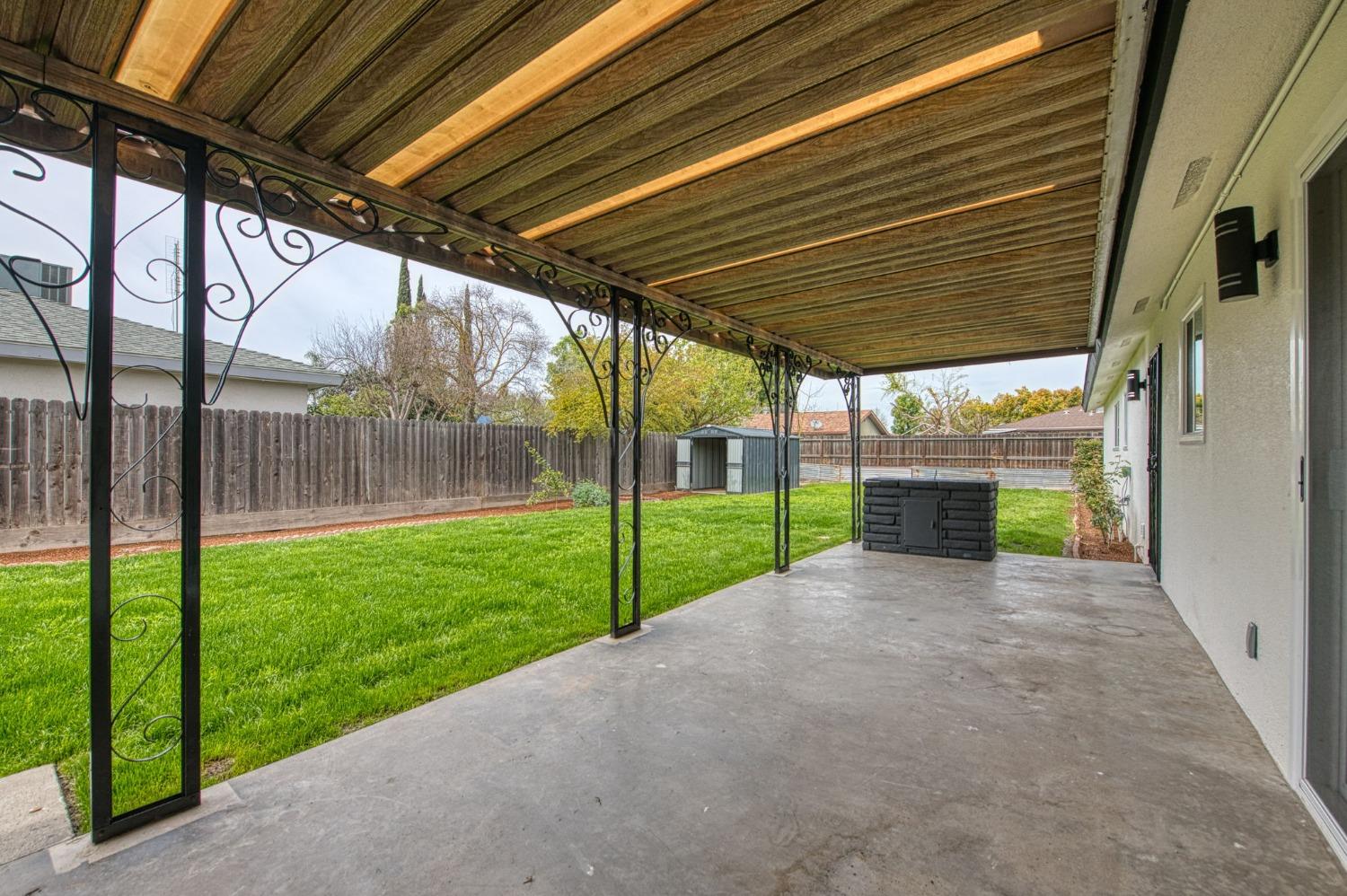 500 North Granada Drive Madera, CA 93637 - Photo 21 of 24