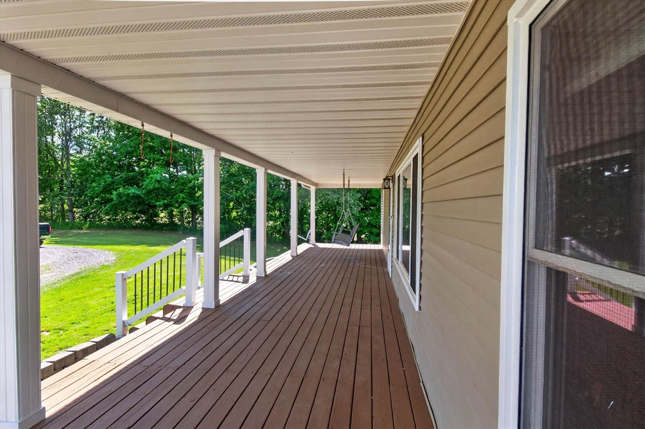 4722 Root Station Road Jackson, MI 49201 - Photo 8 of 47