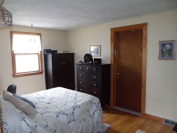 69 Wethersfield Road Bellingham, MA 02019 - Photo 14 of 27 Gallery Image 14