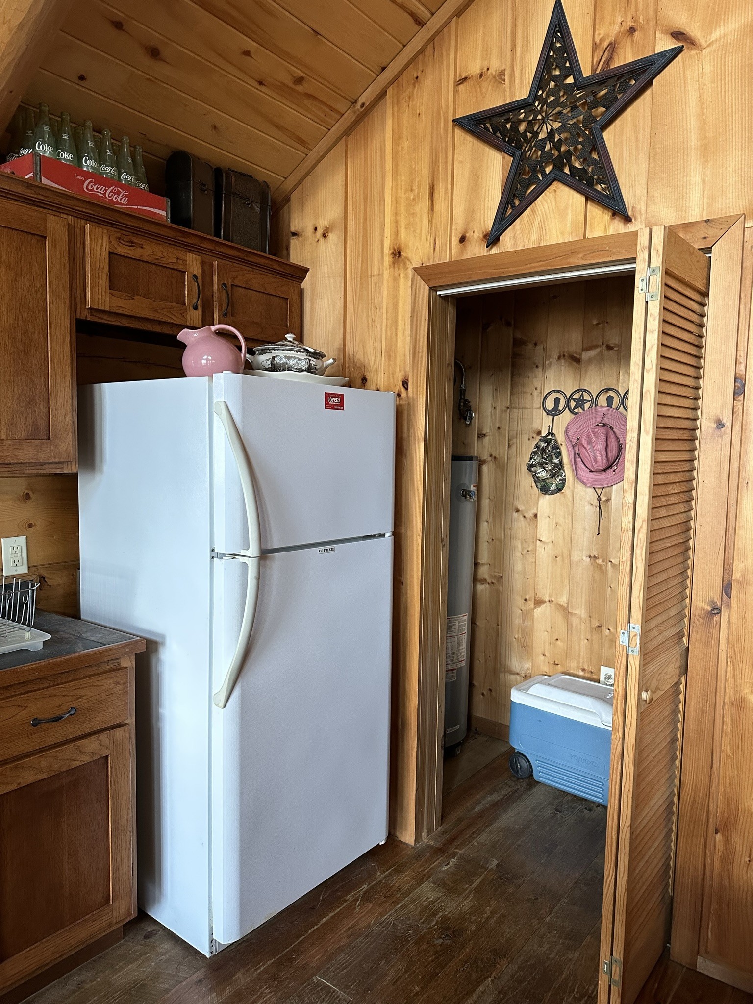 1229 Ayers Road Rock Island, TN 38581 - Photo 27 of 69 a utility room with dryer and washer