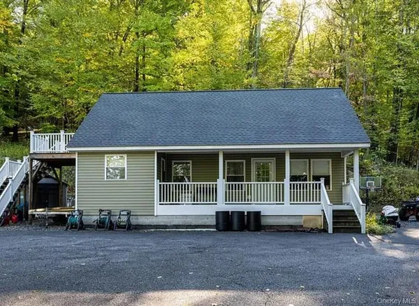 $3,000 | 450 Oscawana Lake Road, Putnam Valley, NY 10579