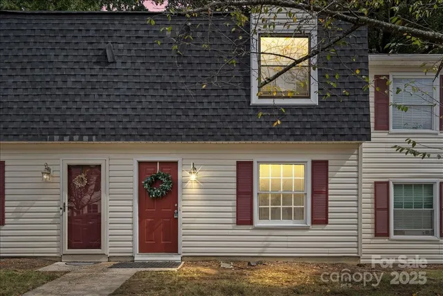 $175,000 | 2220 Yorkhills Drive, Unit 2, Charlotte, NC 28217