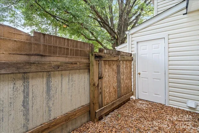 $175,000 | 2220 Yorkhills Drive, Unit 2, Charlotte, NC 28217