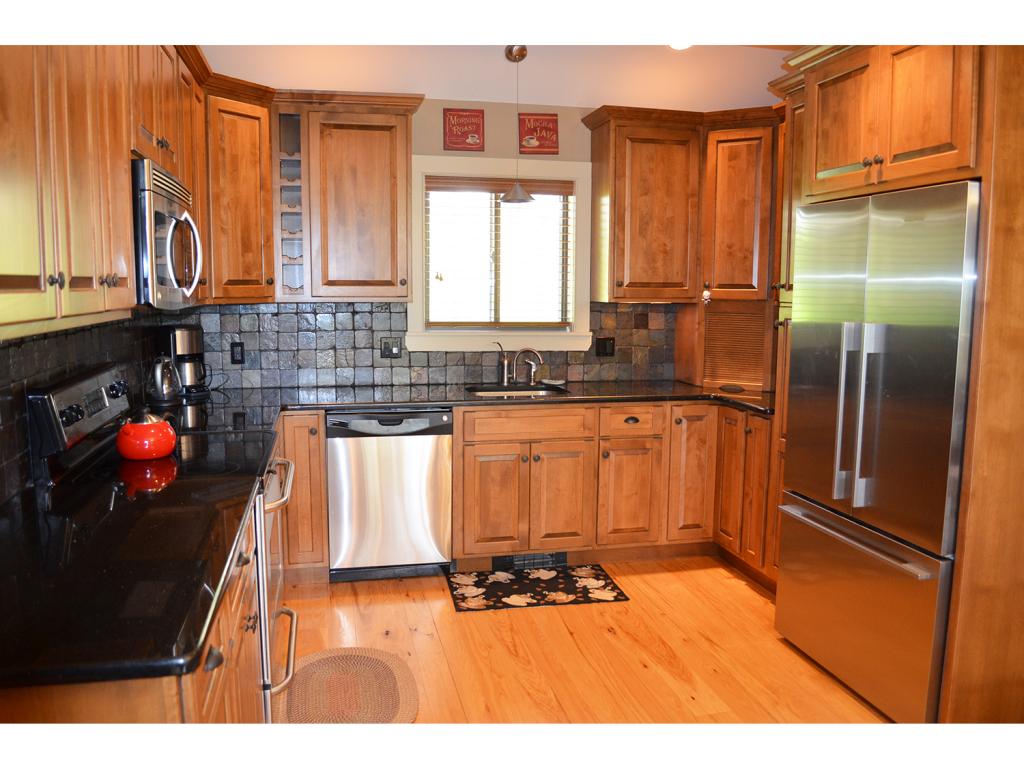 133 Trailside Road, Unit 17D Ludlow, VT 05149 - Photo 10 of 39 Gallery Image 10
