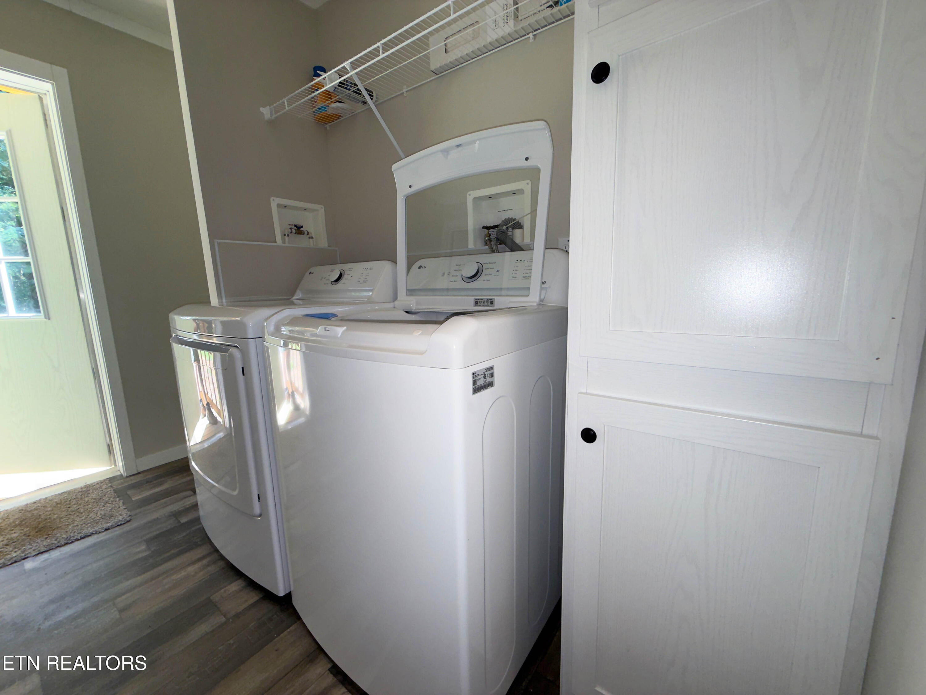 107 Humphreys Road Greeneville, TN 37743 - Photo 17 of 20 Laundry