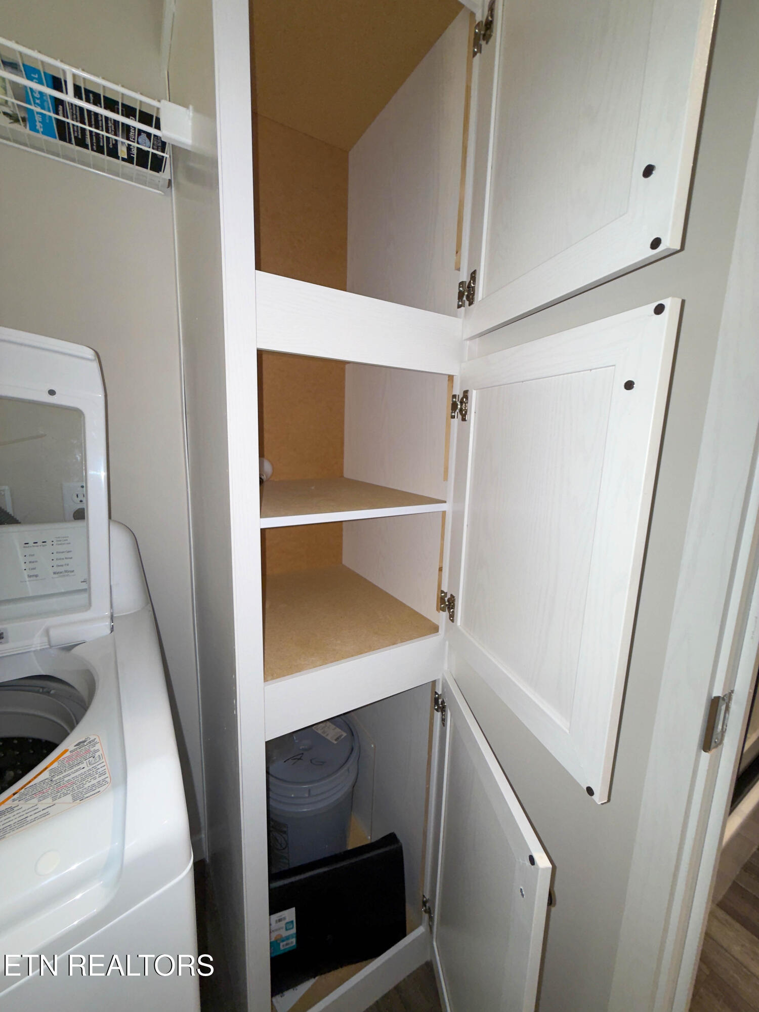 107 Humphreys Road Greeneville, TN 37743 - Photo 18 of 20 Laundry Cabinet