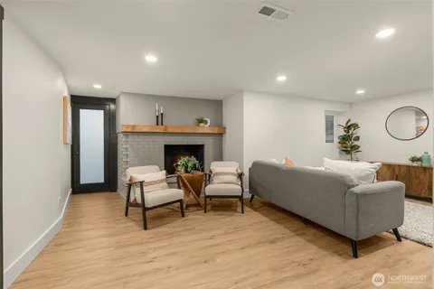 $1,490,000 | 7017 Northeast 155th Place, Kenmore, WA 98028