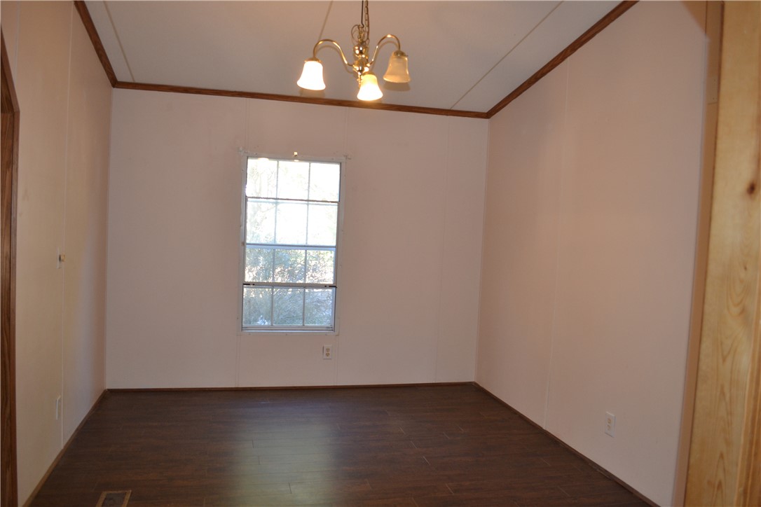 846 Melton Road Liberty, SC 29657 - Photo 6 of 22 Dining/ Office