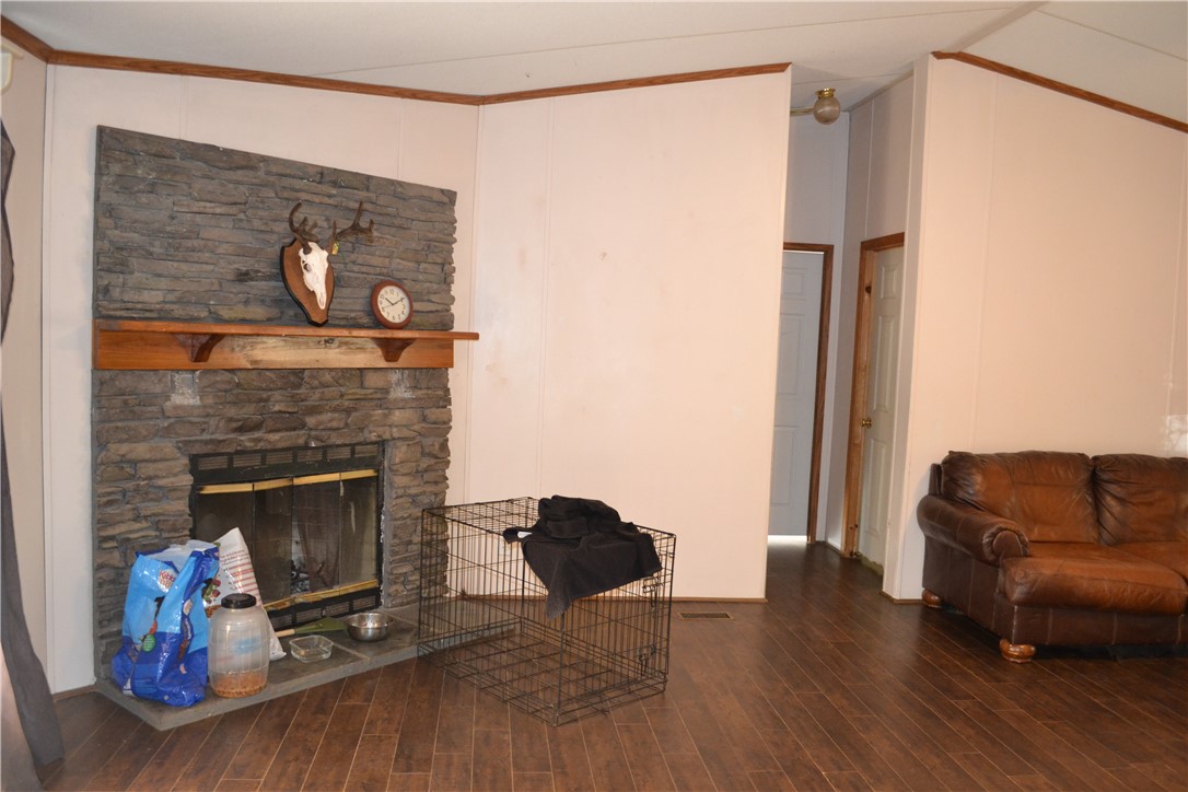 846 Melton Road Liberty, SC 29657 - Photo 7 of 22 Great Room