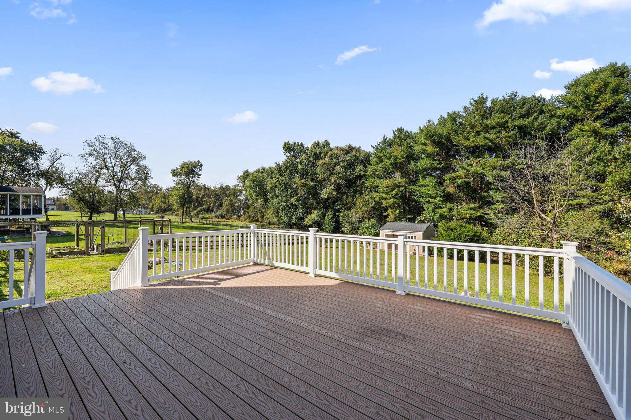 4522 Wards Chapel Road Reisterstown, MD 21136 - Photo 46 of 50 Deck