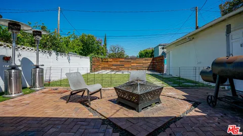 $1,199,000 | 3807 West Clark Avenue, Burbank, CA 91505