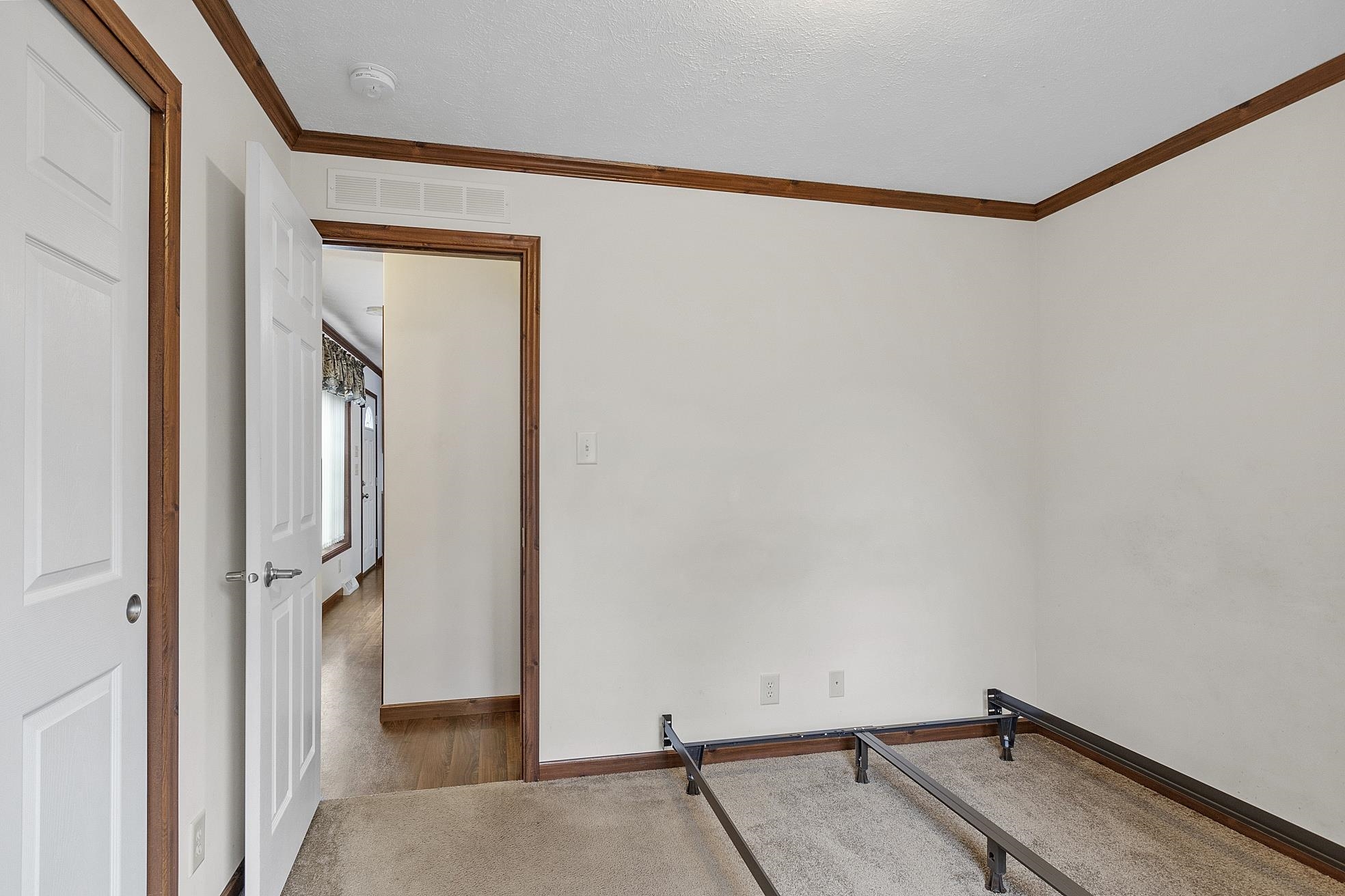 7 Elizabeth Road Sandown, NH 03873 - Photo 16 of 24