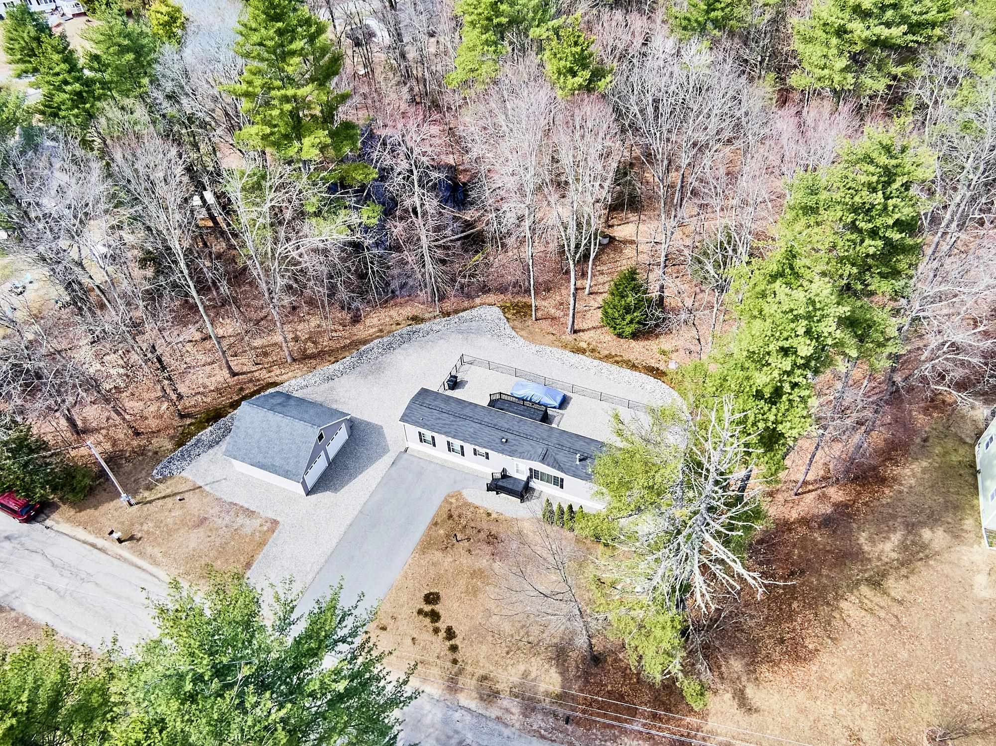 7 Elizabeth Road Sandown, NH 03873 - Photo 7 of 24