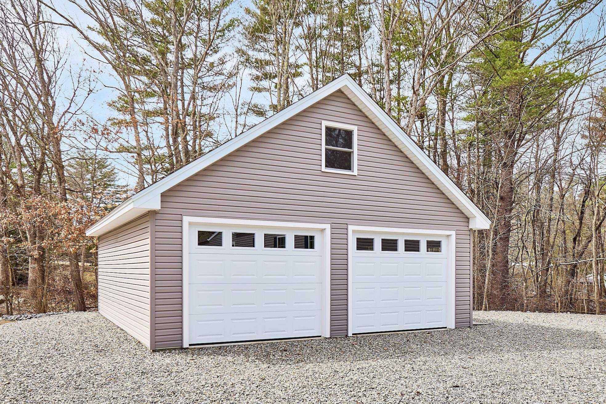 7 Elizabeth Road Sandown, NH 03873 - Photo 9 of 24