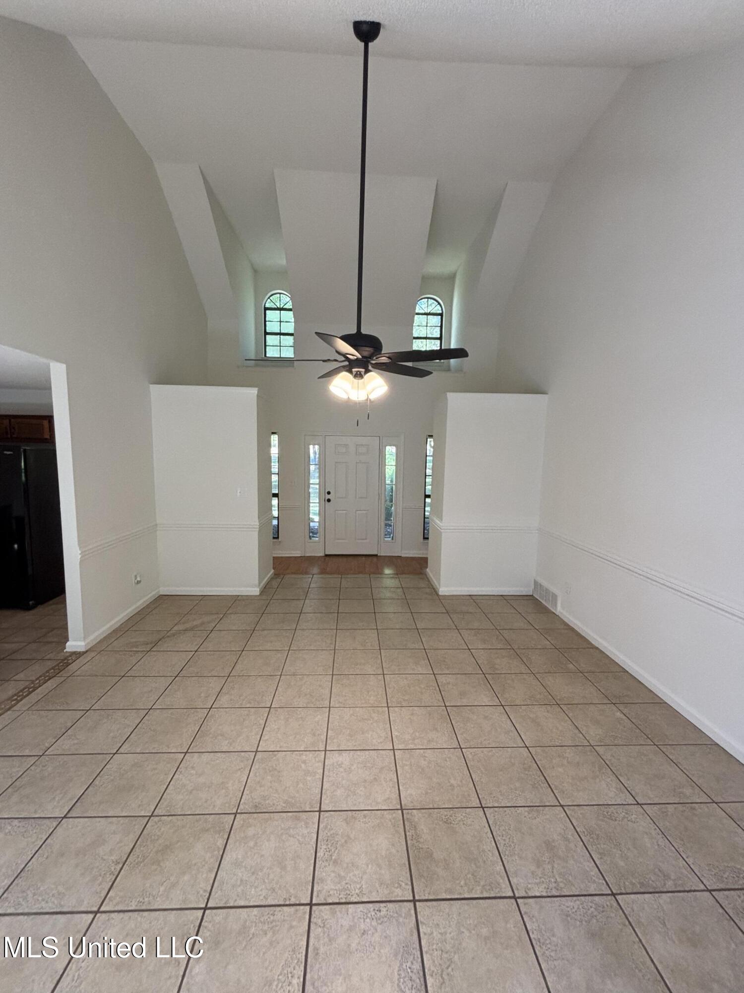 7465 Broken Hickory Drive Walls, MS 38680 - Photo 11 of 26 Photo Oct 04 2025, 2 58 15 PM