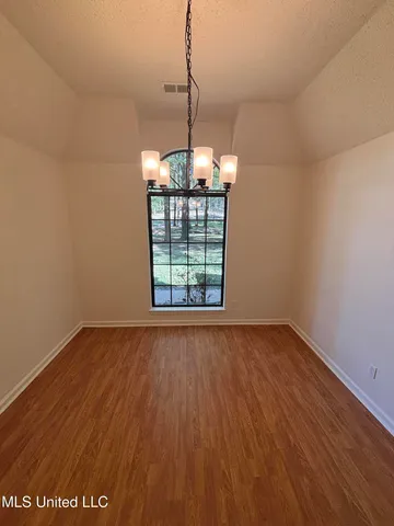 $289,900 | 7465 Broken Hickory Drive, Walls, MS 38680