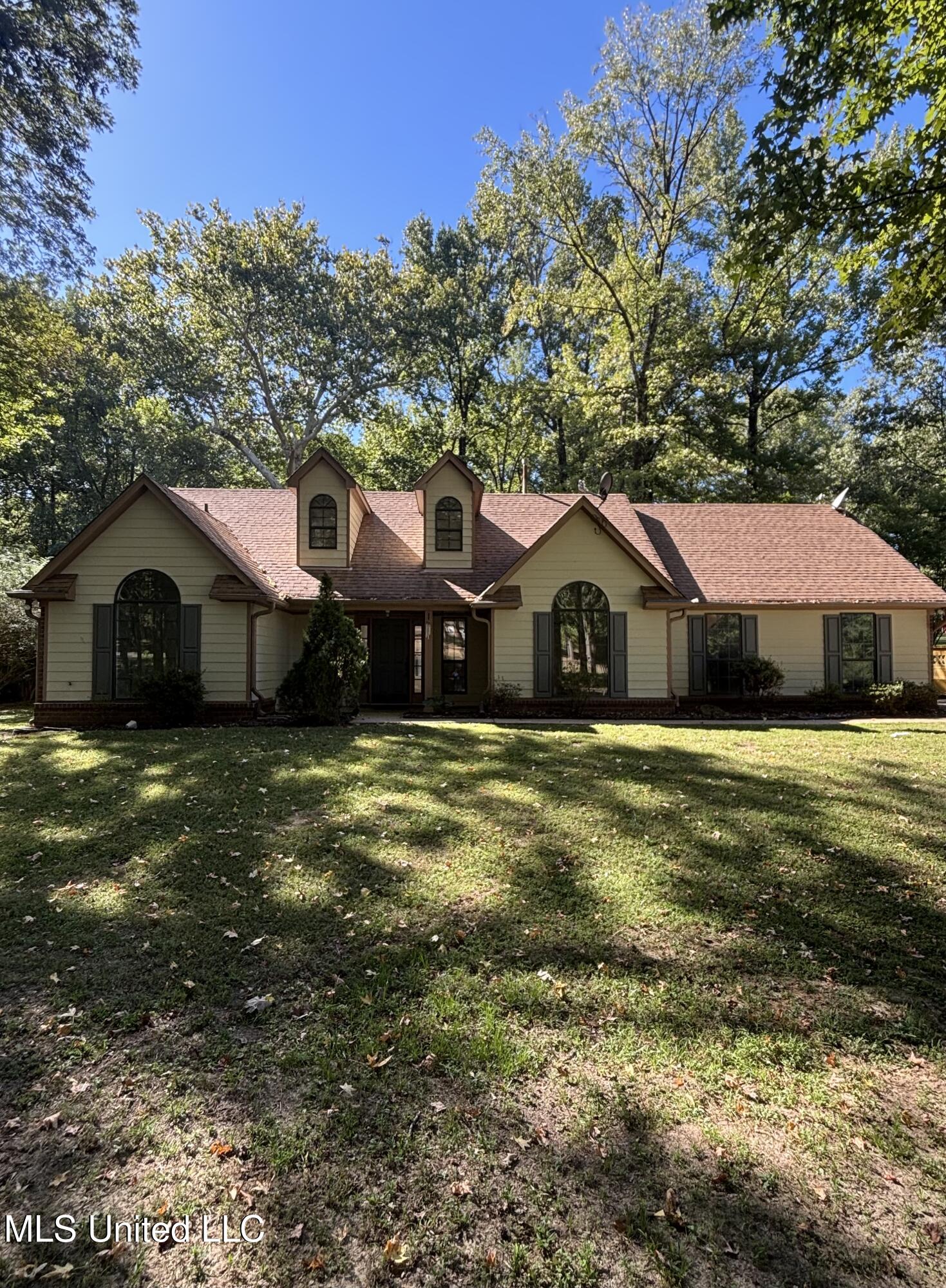 7465 Broken Hickory Drive Walls, MS 38680 - Photo 2 of 26 Photo Oct 04 2025, 2 50 10 PM