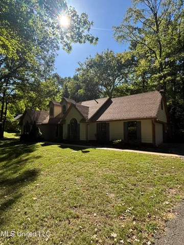 $289,900 | 7465 Broken Hickory Drive, Walls, MS 38680