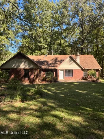 $289,900 | 7465 Broken Hickory Drive, Walls, MS 38680