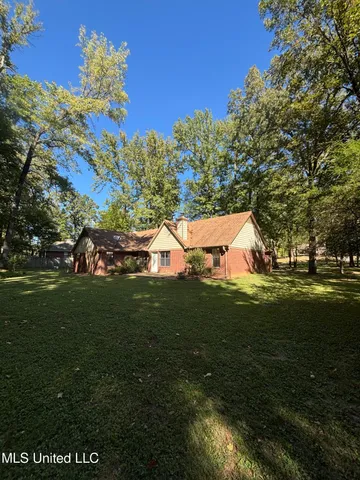 $289,900 | 7465 Broken Hickory Drive, Walls, MS 38680