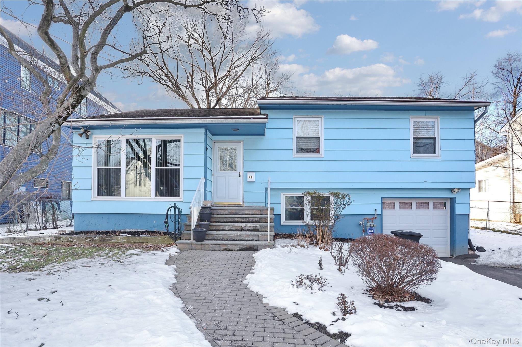 19 Paikin Drive Spring Valley, NY 10977 - Photo 4 of 7