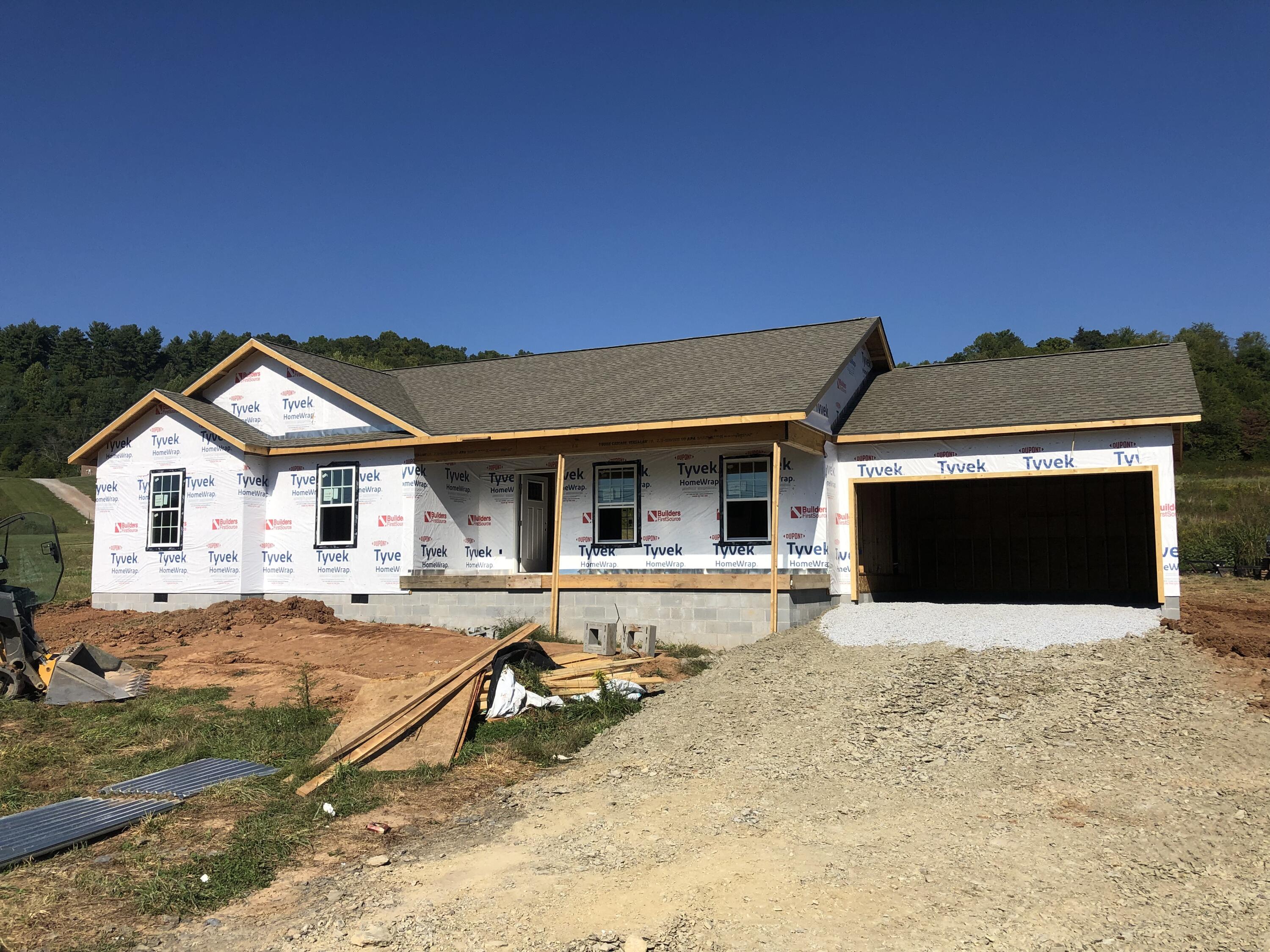 35 Campbell Rash Road Elizabethton, TN 37643 - Photo 1 of 13 8D9E070C-A295-406D-8C5E-2AC3AA155D44