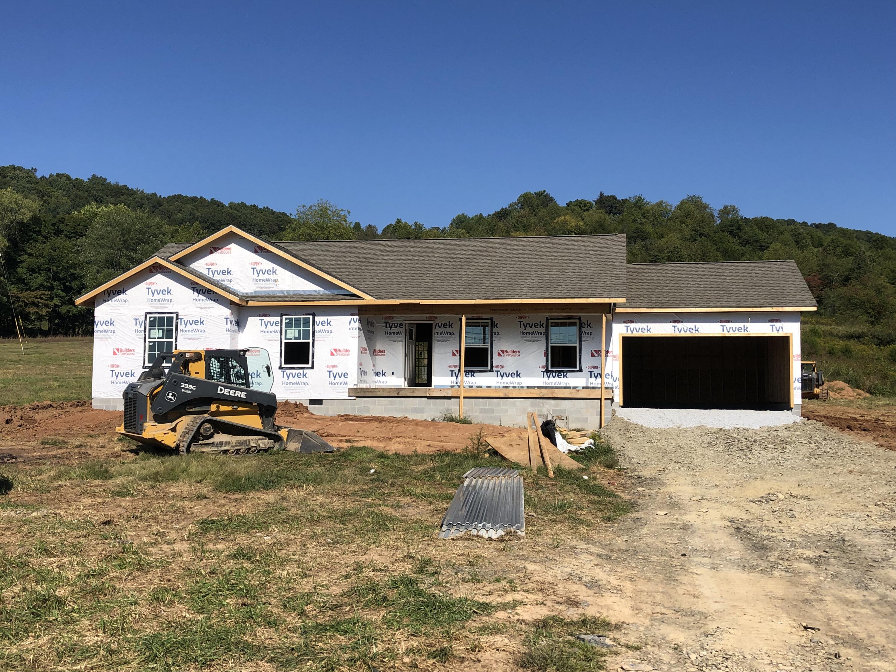 35 Campbell Rash Road Elizabethton, TN 37643 - Photo 2 of 13 782CA89B-B3B4-4A63-A994-907E62022DBB
