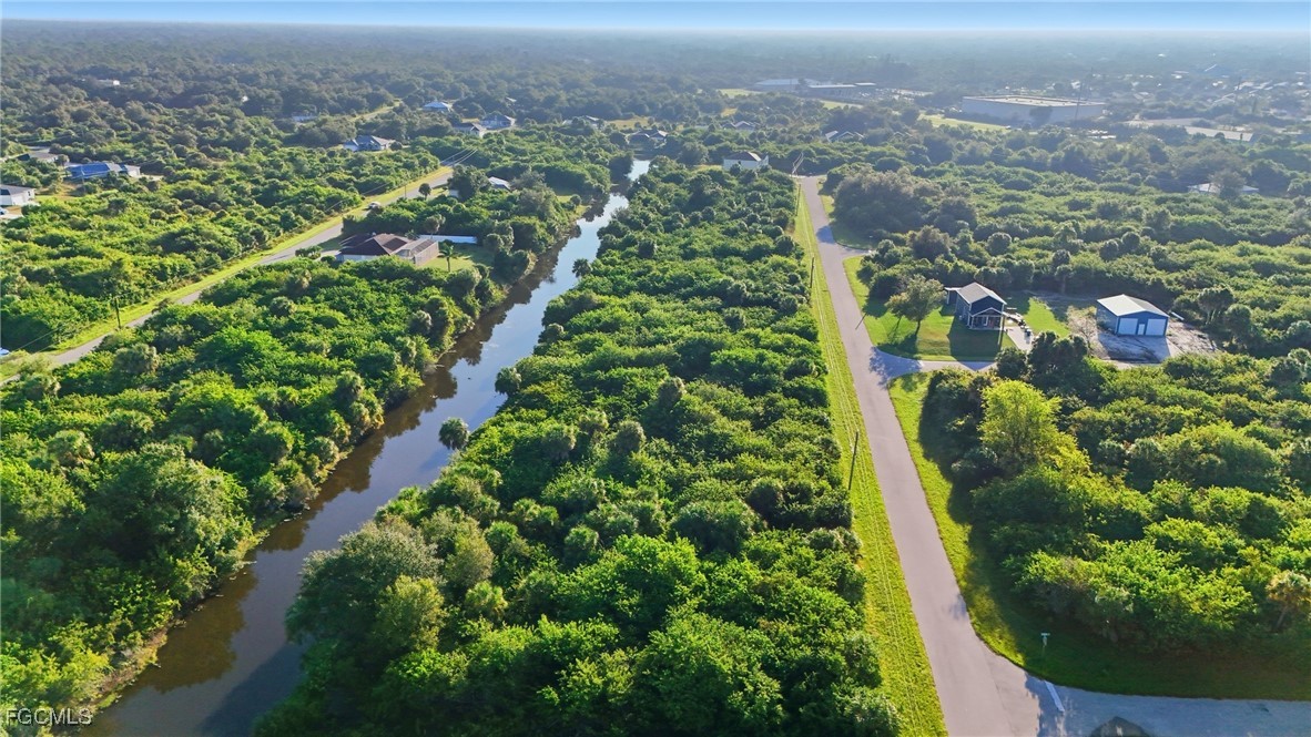 346 Rutland Circle Port Charlotte, FL 33954 - Photo 8 of 22 a view of a city