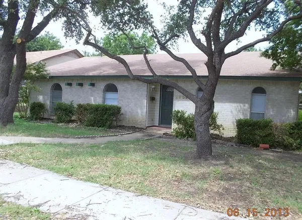 $2,550 | 2829 Arcadia Lane, Carrollton, TX 75007