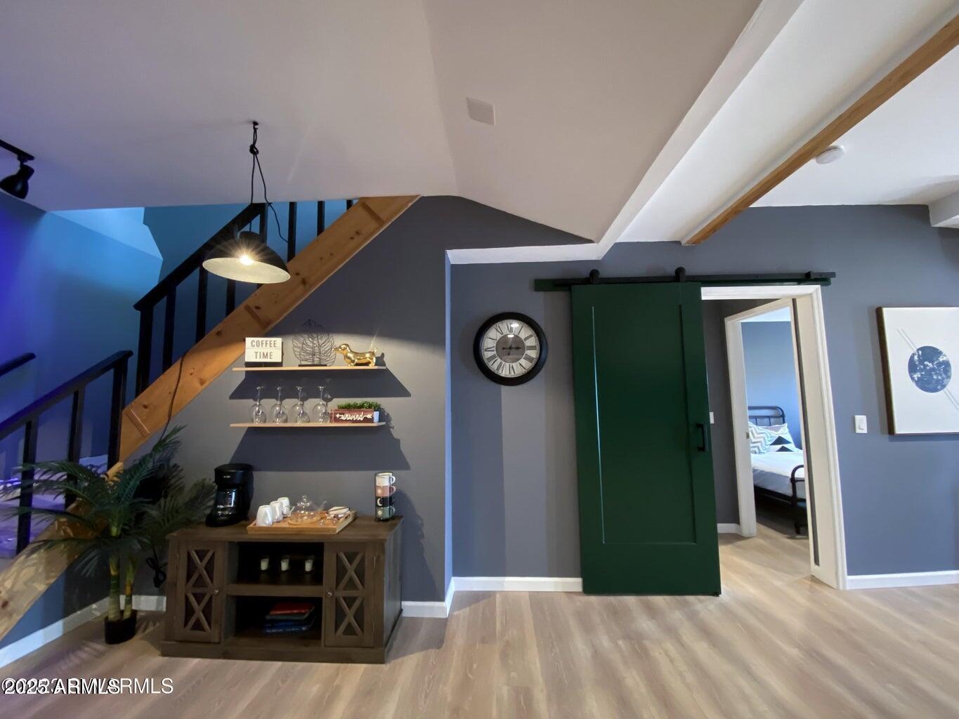 900 Rabbit Run Clarkdale, AZ 86324 - Photo 26 of 41 a view of a hallway with entryway