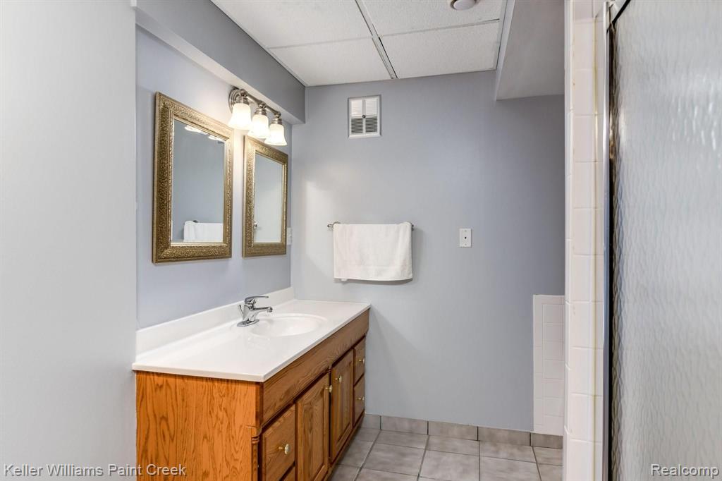 964 Norcross Drive Rochester Hills, MI 48307 - Photo 29 of 31