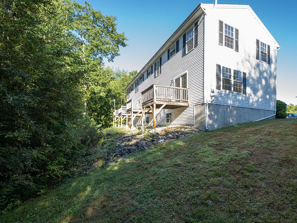 240 Barnstable Road, Unit 8 South Portland, ME 04106 - Photo 22 of 23 Ext5